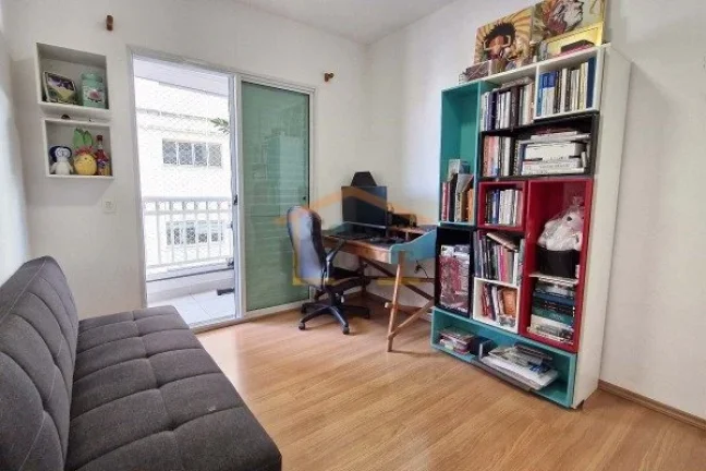 Imagem Apartamento com 116m², 3 dormitórios, sendo 1 suite, 3 banheiros, sendo 1 lavabo. Sala para dois a...