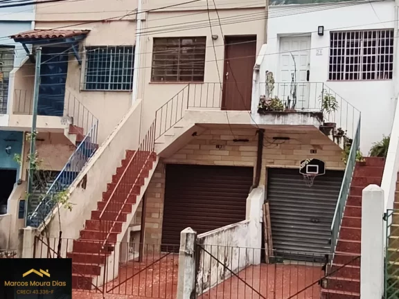Imagem Casa Sobrado próxima a Estação de Metrô Vila Madalena com 2 Dormitórios e 2 Vagas