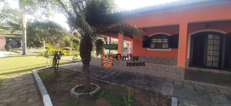 Imagem Chácara com 6 dormitórios à venda, 8000 m² por R$ 950.000,00 - Furnas - Extrema/MG