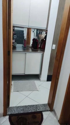 Imagem Apartamento com 2 dormitórios à venda, 52 m² por R$ 289.000 - Vila Cecília Maria - Santo André/SP