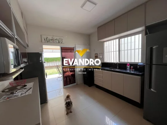 Imagem Casa para Venda em Cuiabá / MT no bairro Jardim Califórnia