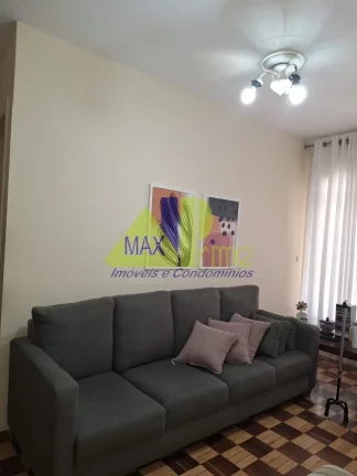 Imagem Imperdível oportunidade de adquirir uma casa na Vila Granada, São Paulo-SP, com 3 quartos, 2 salas, 3 banheiros e 2 vagas de garagem!
