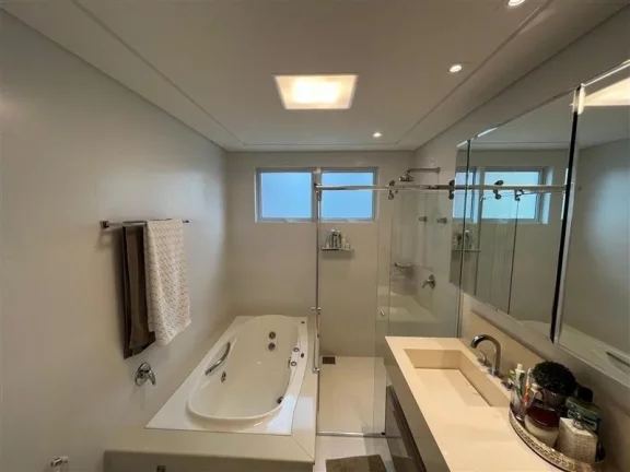Imagem Apartamento Frente Mar para Venda em Balneário Camboriú, CENTRO, 3 dormitórios, 3 suítes, 4 banheiros, 6 vagas