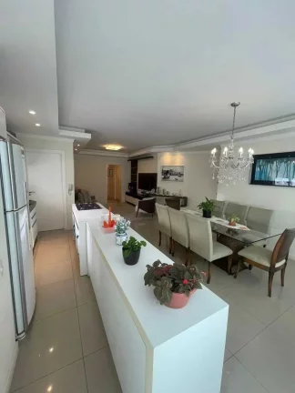 Imagem Apartamento com 3 suítes sendo 2 demi e 2 vagas de garagem em Balneário Camboriú/SC