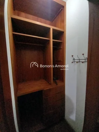 Imagem Este imóvel térreo é ideal para quem busca conforto e sofisticação. Com quatro suítes, todas e...