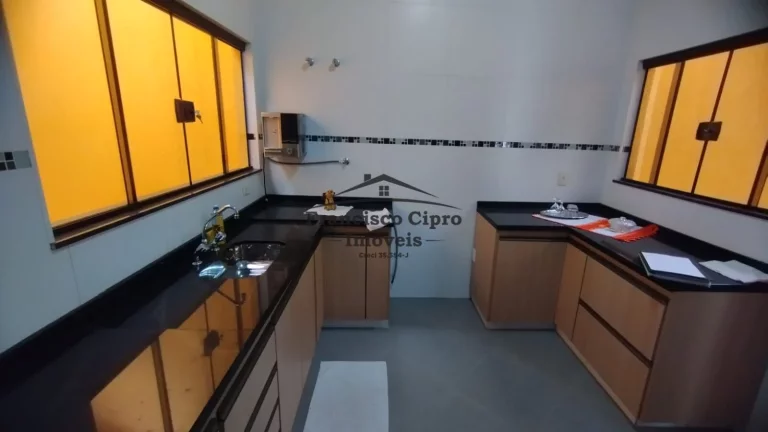 Imagem Casa à venda no bairro Portal das Colinas - Guaratinguetá/SP