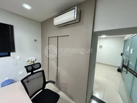 Imagem Sala comercial à venda no Blue Tower com 99 m2