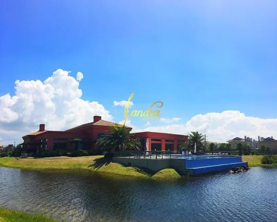 Imagem Terreno em condomínio fechado beira de lago