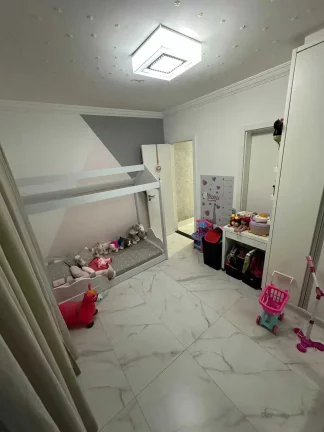 Imagem Casa com 3 dormitórios sendo 1 suíte e 2 vagas de garagem em Itapema/SC