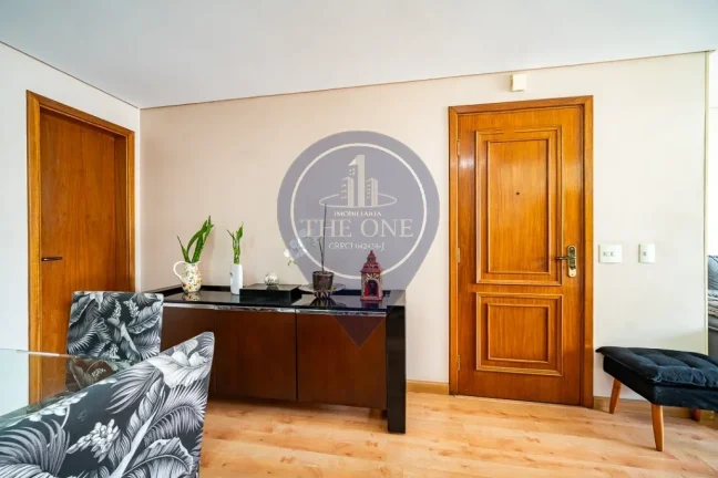 Imagem Apartamento à venda na Vila Mariana, São Paulo-SP: 4 quartos, 2 suítes, 2 salas e 3 vagas de garagem! Venha conferir!
