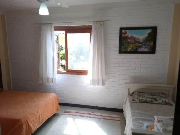 Imagem Casa 3 Dormitórios - Bairro Zona Nova
