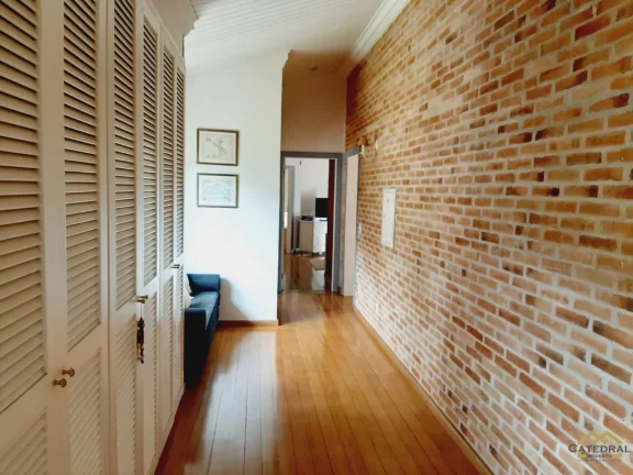 Imagem Casa em condomínio à Venda (PORTEIRA FECHADA) AC 800 m2, Piscina, quadra de Tênis. . . Jundiaí/SP