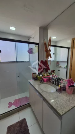 Imagem Linda casa rodeada pela natureza!!!