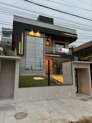 Imagem Casa à venda com 3 quartos sendo 3 suítes no Estreito/ Florianópolis, SC - Brasil