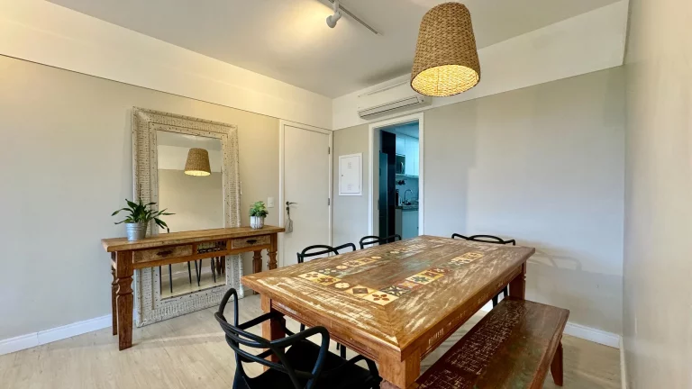Imagem Imperdível: Apartamento à Venda em Riviera de São Lourenço Módulo 06 3 Quartos, 1 Suíte, 2 Salas, 2 Vagas de Garagem, 104m² Área.