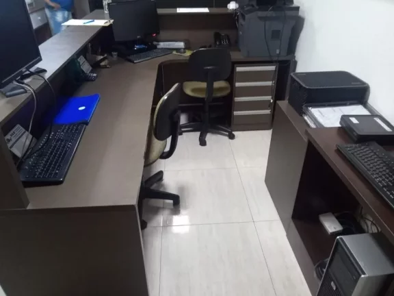 Imagem Sobrado à venda, 226 m² por R$ 650.000,00 - Sítio São José - Suzano/SP