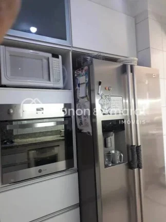 Imagem Excelente apartamento semi-mobiliado rico em armários no Cambuí em Campinas!

São 3 quartos, send...