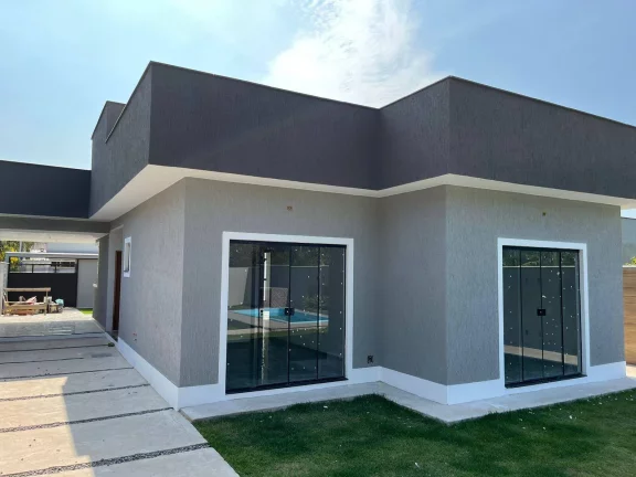 Imagem Casa estilo contemporâneo com 3 quartos sendo 2 suítes