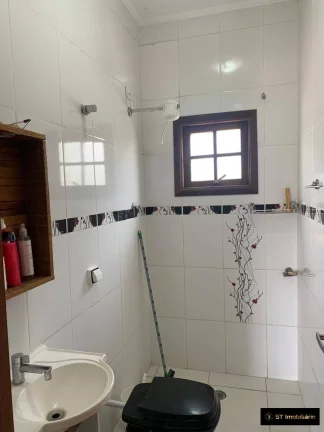Imagem Oportunidade de Chácara P/ Locação em Atibaia Fácil acesso $2.500,00 !!