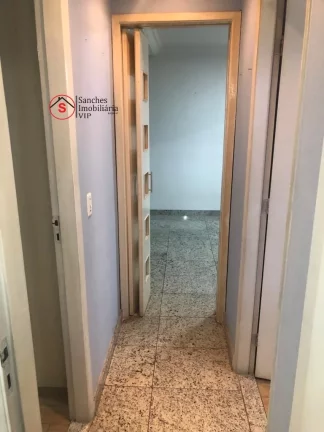 Imagem Aconchegante apartamento à venda com 2 quartos, sendo 1 suíte, e 2 banheiros no total. O condomínio ?(C) bem equipado com diversas instalações, apropriad