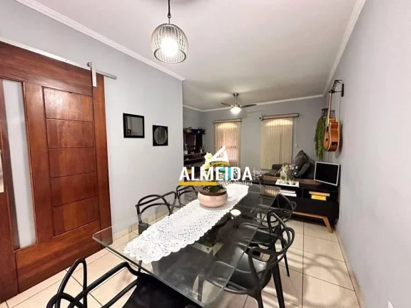 Imagem Casa com 3 dormitórios à venda, 134 m² por R$ 550.000,00 - Estádio - Rio Claro/SP