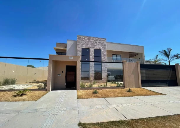 Imagem Casa Luxuosa à Venda no Jardim Botânico 3 – Conforto e Sofisticação em Cada