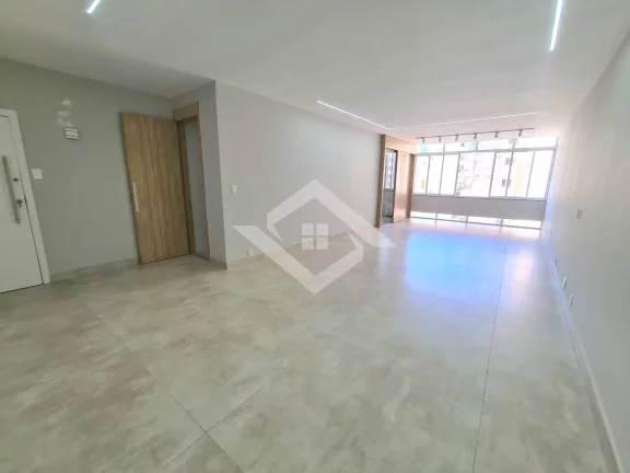 Imagem Apartamento de Luxo à Venda em Copacabana - 3 Quartos, 180 m²