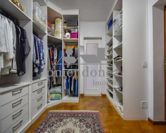 Imagem Belíssimo apartamento de Alto Padrão na rua Oscar Freire em Pinheiros.