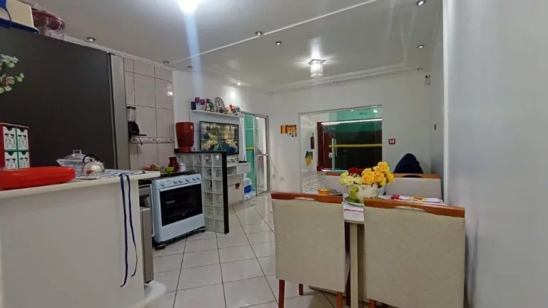 Imagem Casa com 2 dormitórios à venda, 136 m² por R$ 395.000,00 - Parque Maria Helena - Suzano/SP