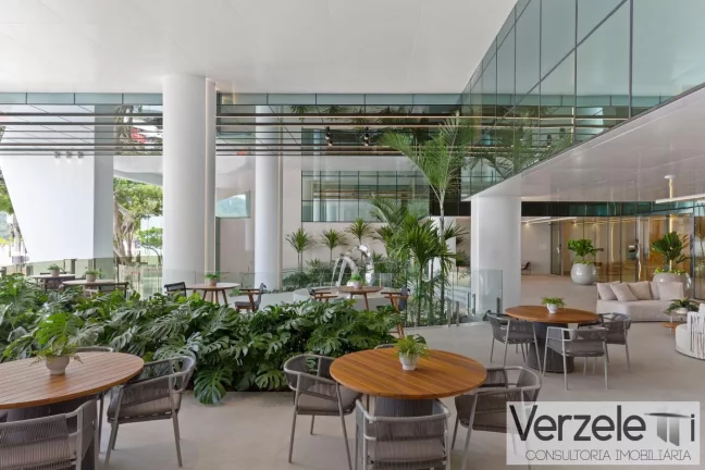 Imagem Frente ao Mar para Venda em Balneário Camboriú / SC no bairro Centro