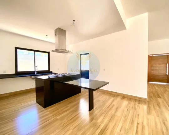 Imagem Casa em Condomínio a Venda no bairro Granja Viana - Cotia, SP