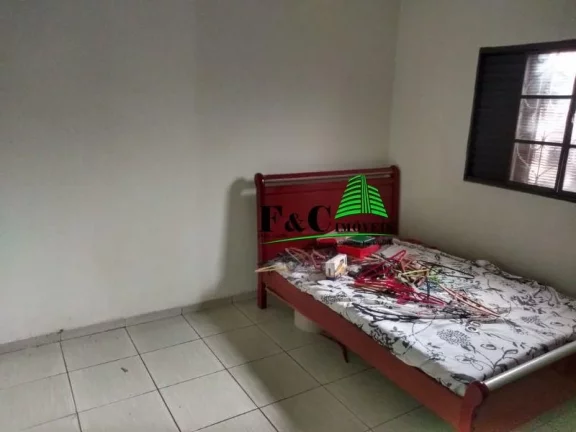 Imagem Casa para Venda em Limeira, Jardim Nossa Senhora do Amparo, 3 dormitórios, 1 banheiro, 1 vaga