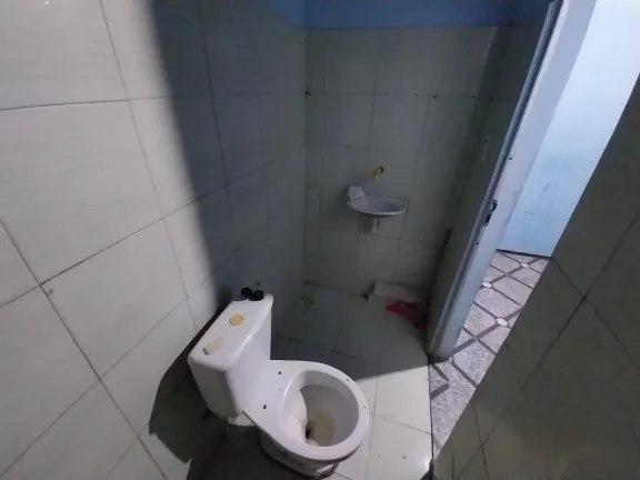 (CA2308) Casa medindo 44m² localizada no Quintino Cunha