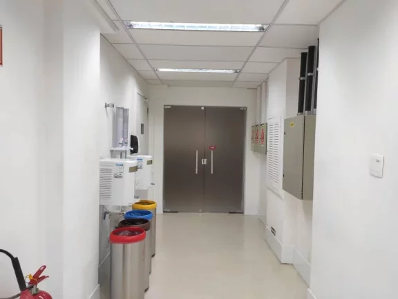 Imagem Conjunto comercial com salas individuais
