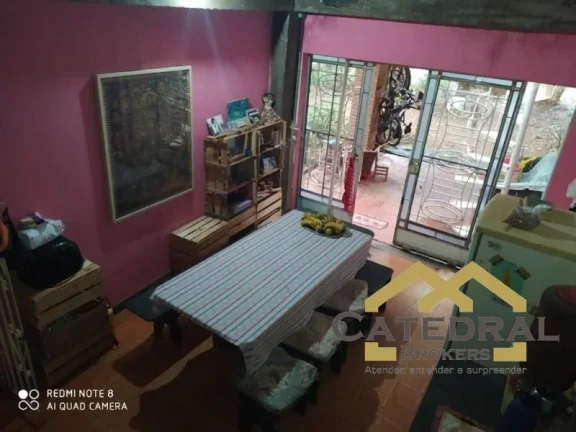 Imagem Chácara à venda com 3 quartos com 250m2 e 900m2 de terreno no Engordadouro Jundiaí SP