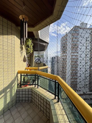 Imagem Apartamento Cobertura, 03 suites com 180m2 e 02 vagas, vista mar, Canto do forte