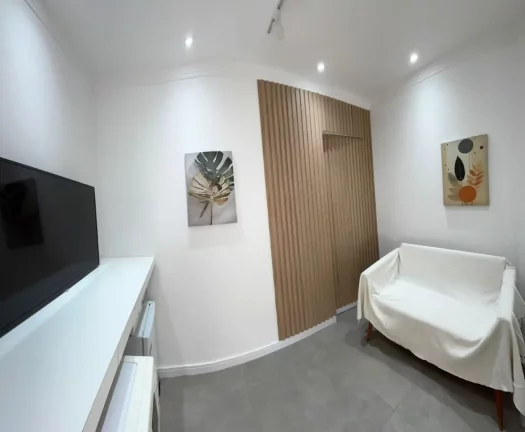 Imagem Apartamento 1 dormitório com closet, reformado na Aparecida, Santos