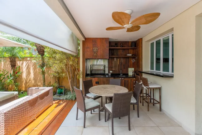 Imagem ALTO DA BOA VISTA CASA EM CONDOMÍNIO 354,00 M ÚTEIS 4 SUÍTES A MASTER TEM CLOSET VARANDA 3 SALAS AMPLAS 6 BANHEIROS 3 VAGAS TERRENO 409,00 M