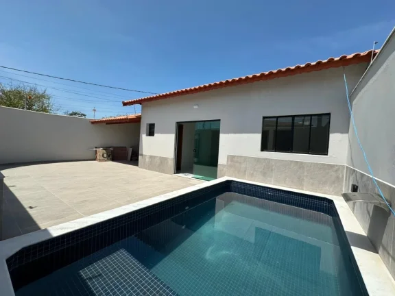 Imagem Casa para Venda em Mongaguá, Agenor de Campos, 3 dormitórios, 1 suíte, 1 banheiro, 2 vagas