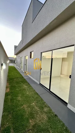 Imagem GH1965

Casa com 3 quartos no Terras Alpha Residencial 2, em terreno com 305m² com 152m² de área ...