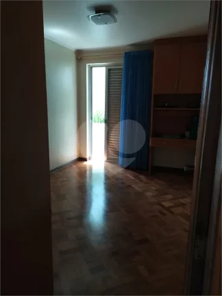 Imagem Casa à venda com 4 quartos, sendo 2 suítes, em Butantã, São Paulo - SP