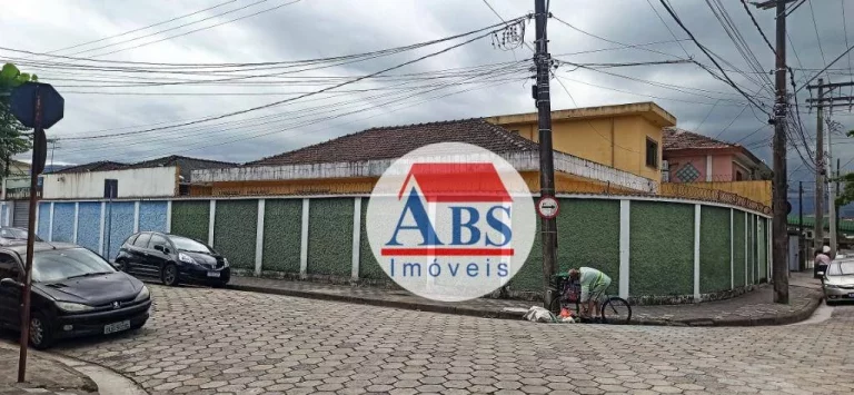 Imagem Casa com 4 dormitórios à venda, 346 m² por R$ 750.000,00 - Jardim Casqueiro - Cubatão/SP
