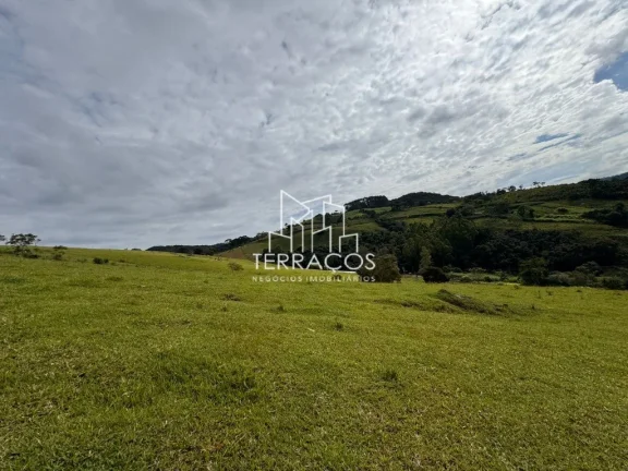 Imagem OPORTUNIDADE ÚNICA: TERRENO DE 94 MIL M² NA ENCANTADORA CIDADE DE MUNHOZ
