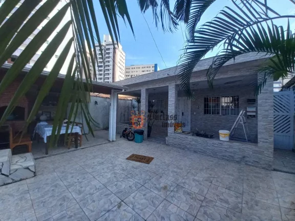 Imagem Casa com 4 dormitórios à venda, 278 m² por R$ 810.000,00 - Mirim - Praia Grande/SP