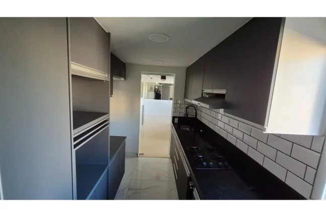 Imagem APARTAMENTO COM 2 QUARTOS EM CURICICA COM FINO ACABAMENTO. ENTRAR E MORAR !!