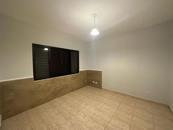Imagem Casa com 3 dormitórios para alugar, 190 m² por R$ 4.940,27/mês - Jardim Santa Helena - Suzano/SP
