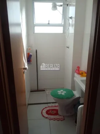 Imagem Aluguel de Apartamento com 2 Dormitórios no Condomínio Residencial Veneza, no bairro Vila Arquelau - Uberaba