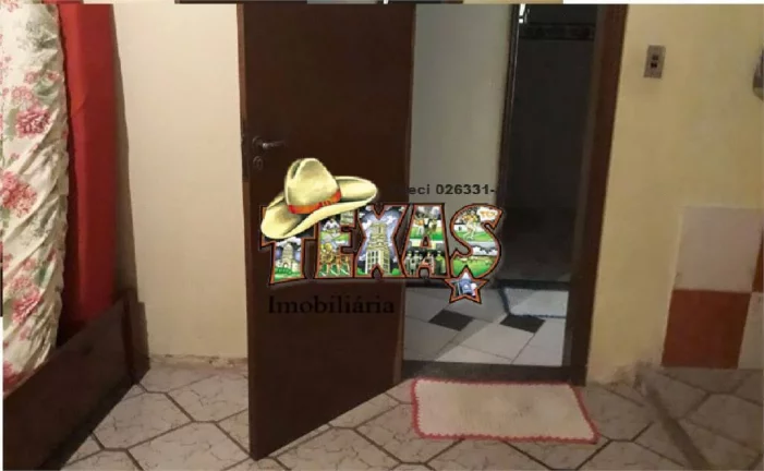 Imagem LINDA CASA COM PISCINA NO GAIVOTA PARA VENDA