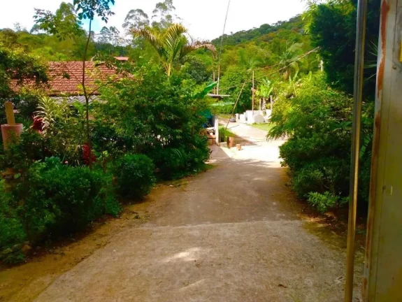 Imagem Chácara com 3 dormitórios à venda, 3000 m² por R$ 430.000,00 - Barroso - Mogi das Cruzes/SP