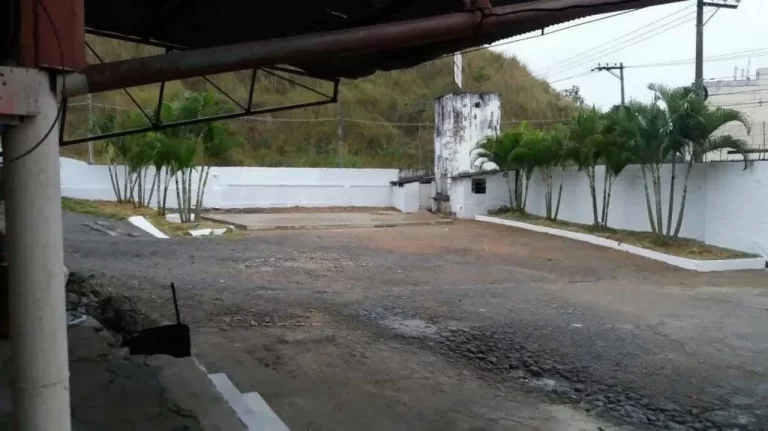 Imagem TERRENO COMERCIAL em BARRA MANSA - RJ, CENTRO